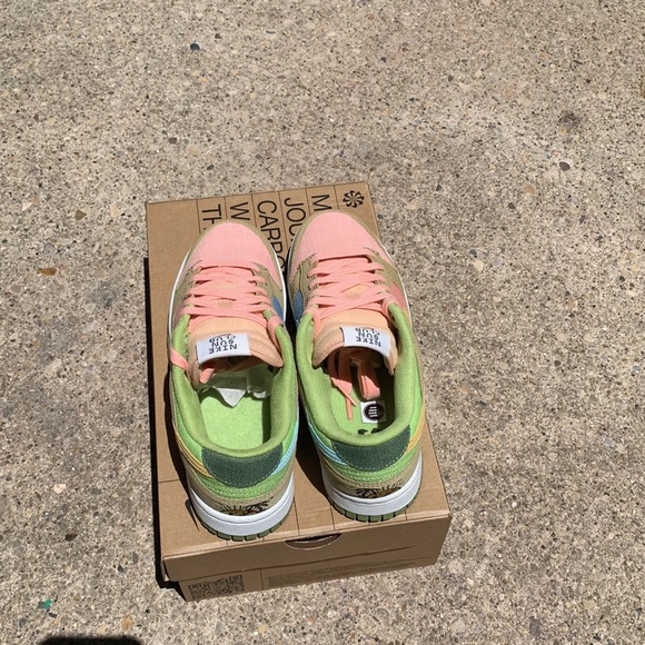 NWT  Nike Dunk Sun Club Low Retro SE NN Size 7 men 8.5W - Picture 8 of 12